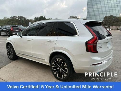 2025 Volvo XC90 Plug-In Hybrid T8 Ultra 7-Seater