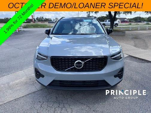 2026 Volvo XC40 B5 Plus