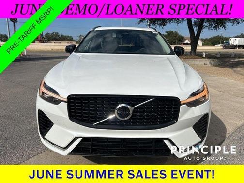 2025 Volvo XC60 Plug-In Hybrid T8 Core