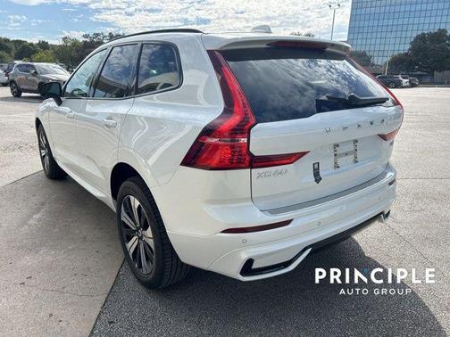 2025 Volvo XC60 Plug-In Hybrid T8 Core