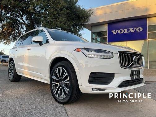 2020 Volvo XC90 T5 Momentum 7 Passenger