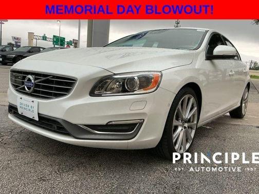 Crystal White Pearl 2016 Volvo S60 T5 Inscription Drive-E Platinum