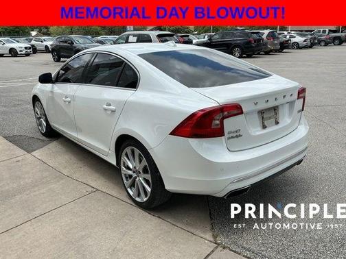 Crystal White Pearl 2016 Volvo S60 T5 Inscription Drive-E Platinum