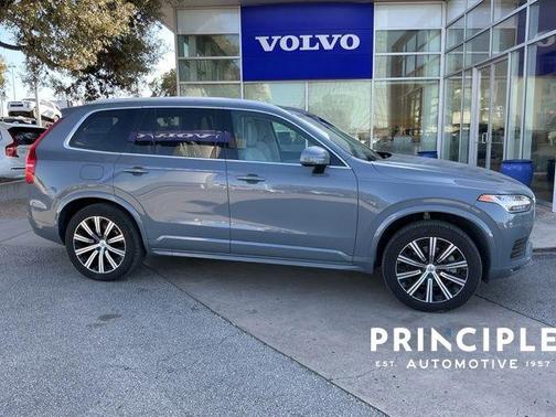 2023 Volvo XC90 B5 Core