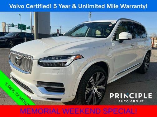2022 Volvo XC90 Recharge Plug-In Hybrid T8 Inscription 6 Passenger