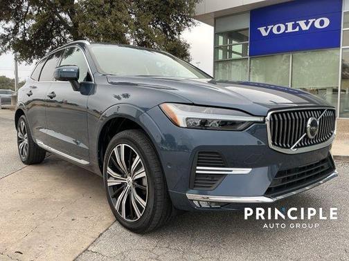 2023 Volvo XC60 B5 Plus Bright Theme