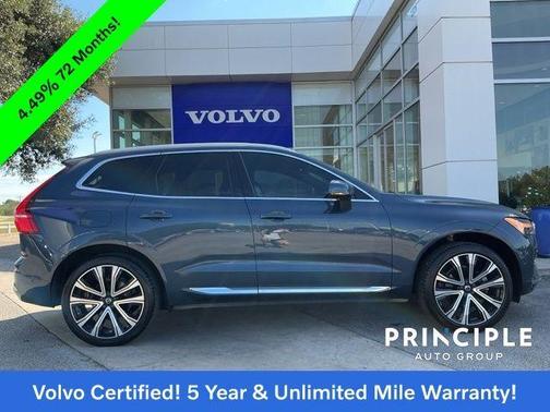 2023 Volvo XC60 B5 Ultimate Bright Theme