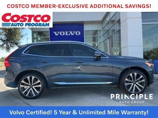 2023 Volvo XC60 B5 Ultimate Bright Theme