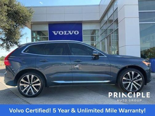 2023 Volvo XC60 B5 Ultimate Bright Theme