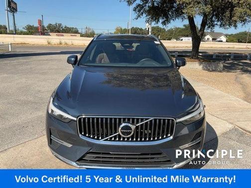 2023 Volvo XC60 B5 Plus Bright Theme