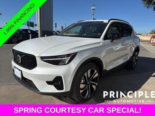 Crystal White 2026 Volvo XC40 B4 Plus