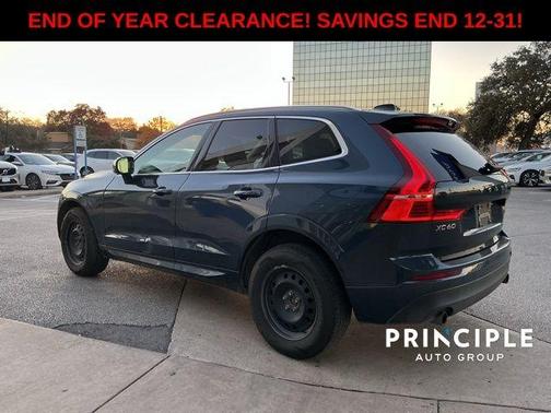 2021 Volvo XC60 T5 Momentum