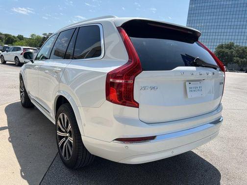 2024 Volvo XC90 B5 Plus Bright Theme