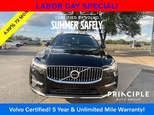 2022 Volvo XC60 B5 Inscription