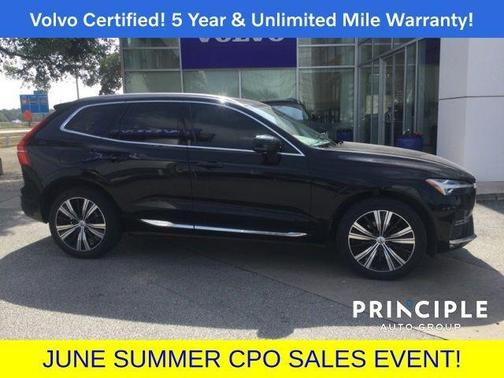 2022 Volvo XC60 B5 Inscription