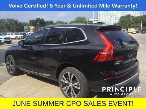 2022 Volvo XC60 B5 Inscription