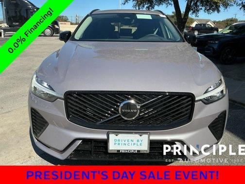 2026 Volvo XC60 B5 Core