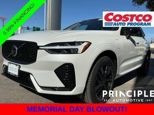 Crystal White Metallic 2026 Volvo XC60 Plug-In Hybrid T8 Core