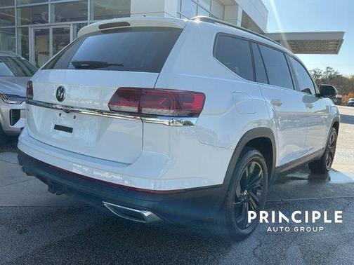 2022 Volkswagen Atlas 3.6L SE w/Technology