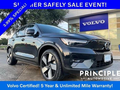 Onyx Black Metallic 2024 Volvo XC40 Recharge Pure Electric Plus
