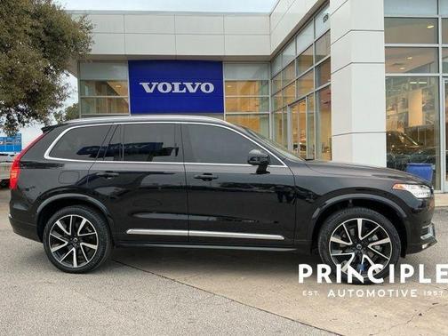 2023 Volvo XC90 B5 Plus
