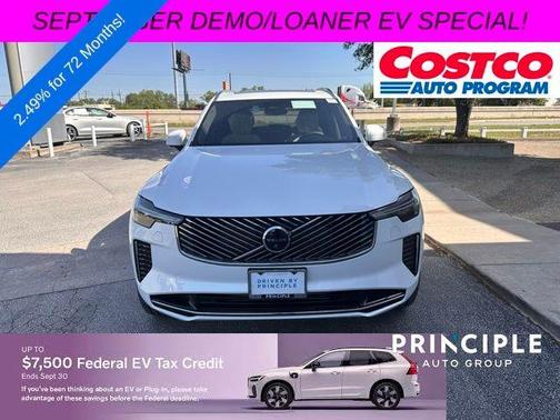 2025 Volvo XC90 Plug-In Hybrid T8 Plus 7-Seater
