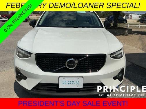 2026 Volvo XC40 B5 Plus