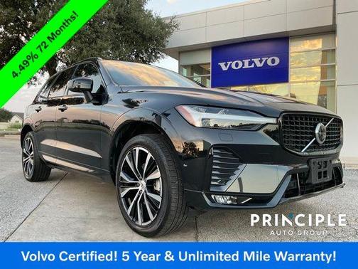 2023 Volvo XC60 B5 Ultimate Dark Theme