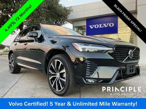 2023 Volvo XC60 B5 Ultimate Dark Theme