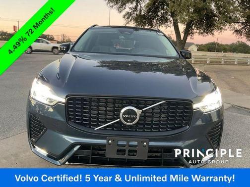 2025 Volvo XC60 B5 Plus