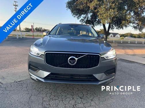 2018 Volvo XC60 T5 Momentum