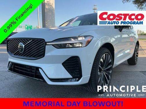 Crystal White Metallic 2026 Volvo XC60 B5 Ultra