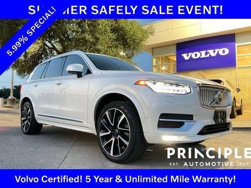 Crystal White Metallic 2023 Volvo XC90 B6 Plus 6-Seater