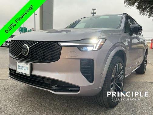 2026 Volvo XC90 B6 Ultra Dark Theme 6-Seater