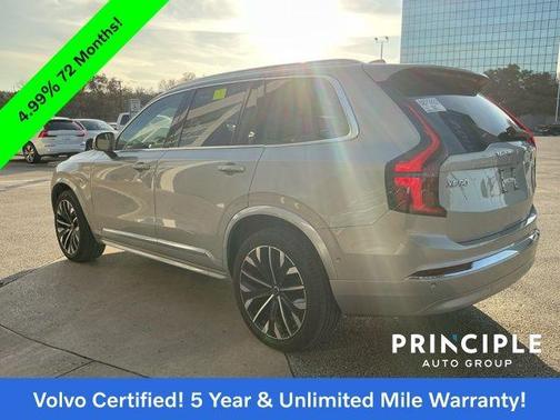 2025 Volvo XC90 B6 Plus 7-Seater