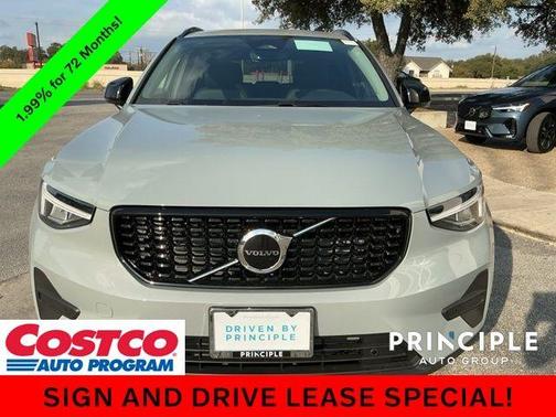 2026 Volvo XC40 B4 Core