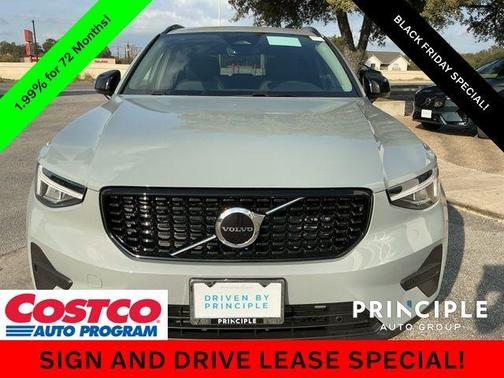 2026 Volvo XC40 B4 Core