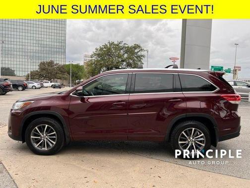 2018 Toyota Highlander SE