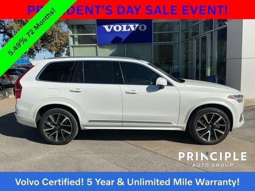 2024 Volvo XC90 B5 Plus Bright Theme