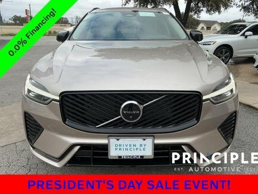 2026 Volvo XC60 B5 Ultra