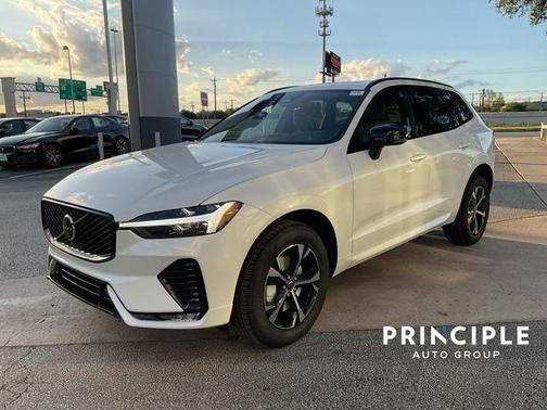 2026 Volvo XC60 B5 Core