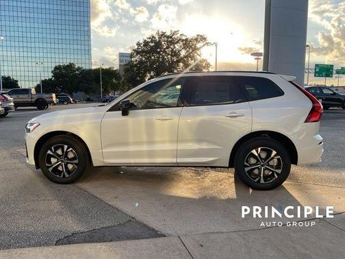 2026 Volvo XC60 B5 Core