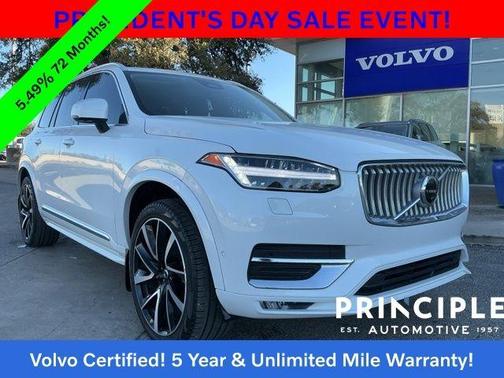 2023 Volvo XC90 B5 Plus