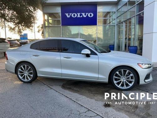 Birch Light Metallic 2020 Volvo S60 T5 Momentum