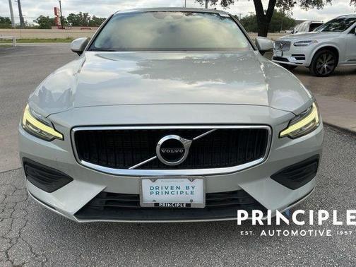 Birch Light Metallic 2020 Volvo S60 T5 Momentum