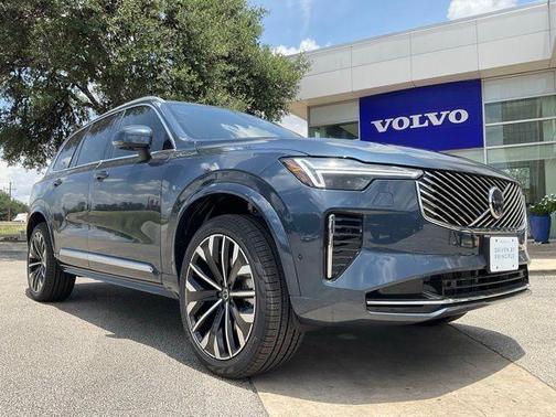 2026 Volvo XC90 B6 Plus 7-Seater
