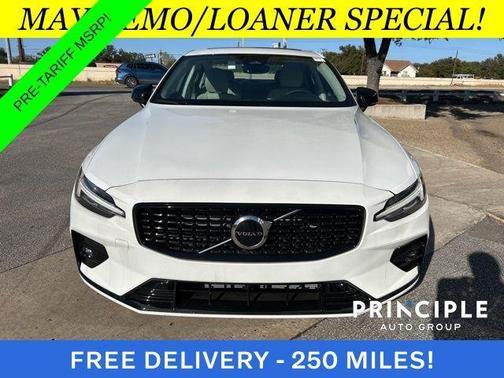 2025 Volvo S60 B5 Core