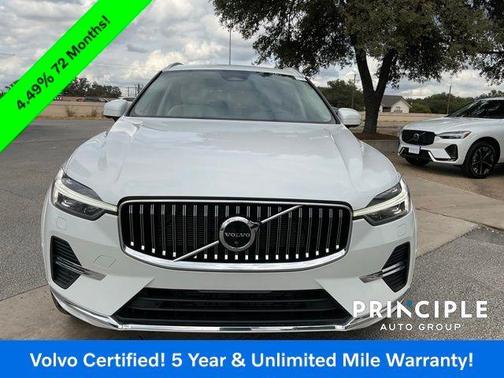 2023 Volvo XC60 B5 Ultimate Bright Theme