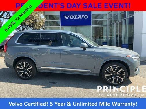 2023 Volvo XC90 B5 Plus