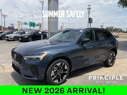 2026 Volvo XC60 B5 Plus Dark Theme
